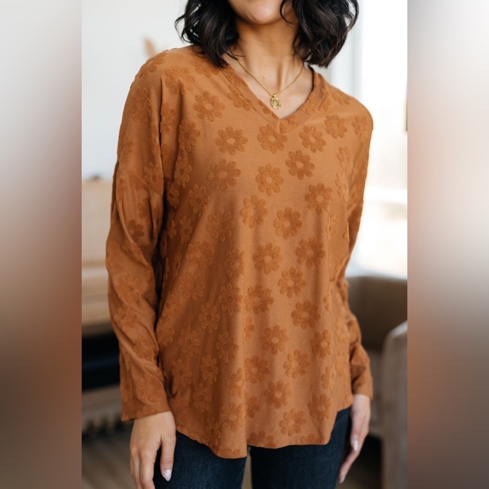 Perfect in Pansies V-Neck Top Brown Size M